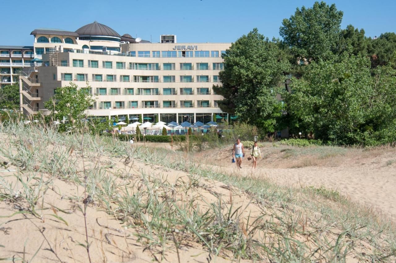 Отель Jeravi Beach Hotel Солнечный Берег-20